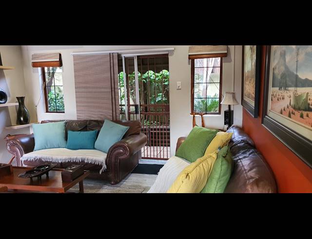 3 BEDROOM FREEHOLD FOR SALE IN WATERVAL EAST